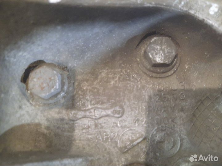 Ступица передняя левая Bmw 318 E90 N46B20B