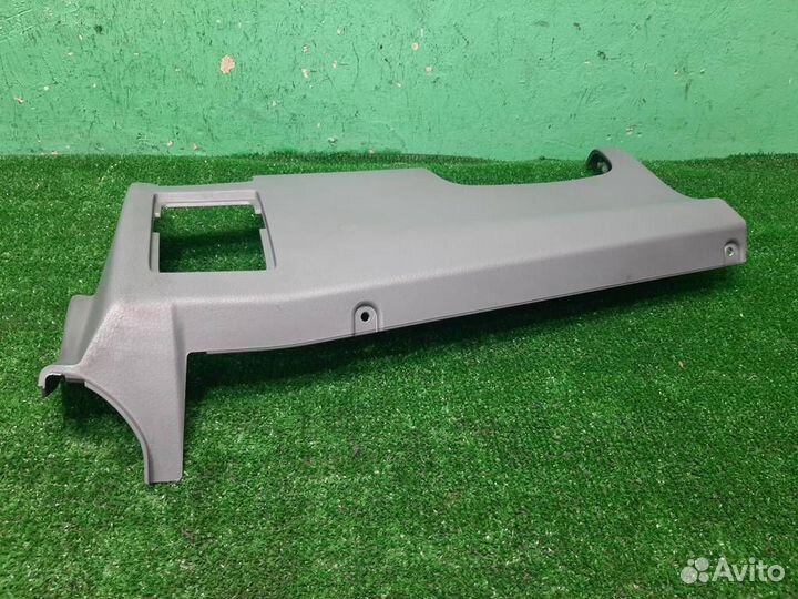 Накладка торпедо подрулевая Suzuki Ignis 2006