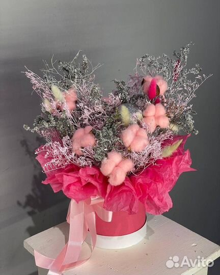 Композиция из сухоцветов