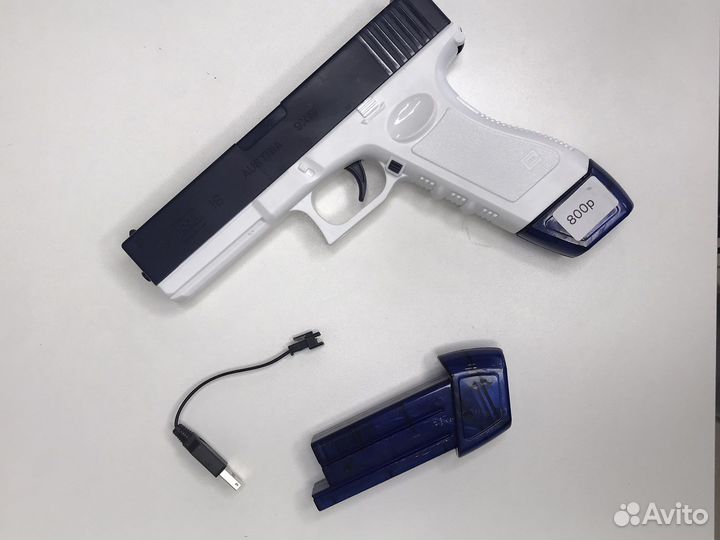 Водяной пистолет glock