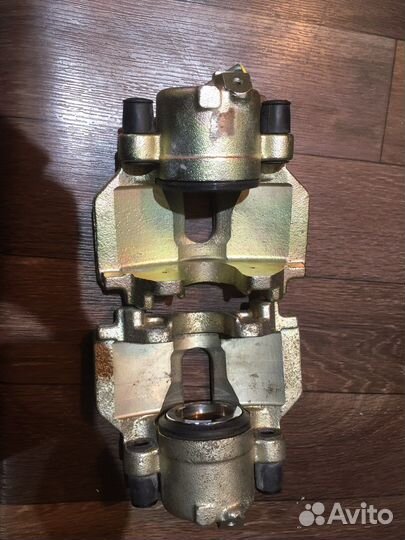 Тормозные Суппорта новые Ауди Фольц VAG оригинал