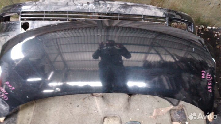 Капот Nissan elgrand 51