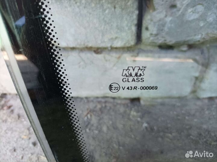 Стекло правое на ваз с заводской тонировкой
