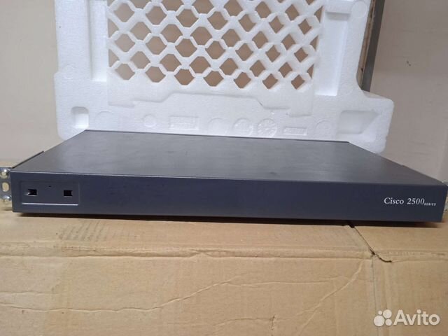 Маршрутизатор Cisco 2501