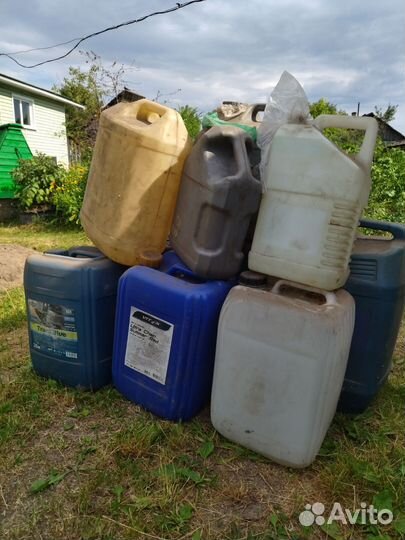 Канистра пластиковая