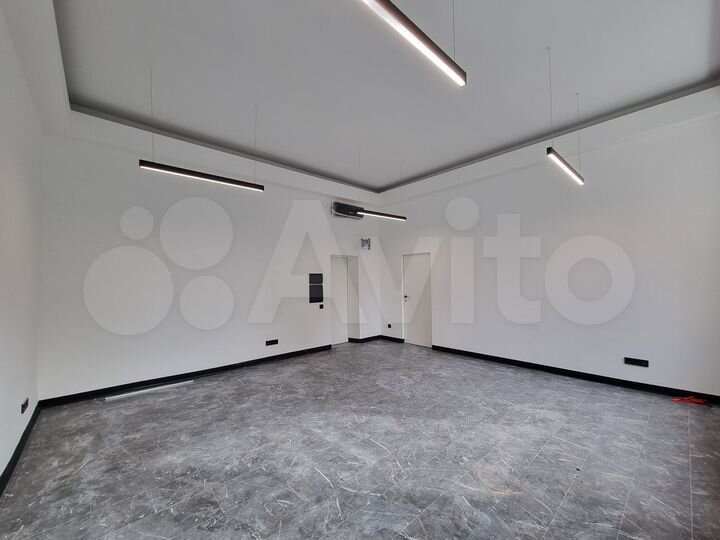 Офис из 4-х кабинетов, с дизайнерским ремонтом, 12