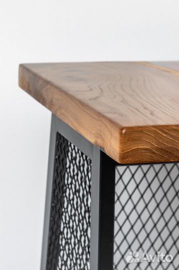 Стол из эпоксидной смолы овечкин легенда