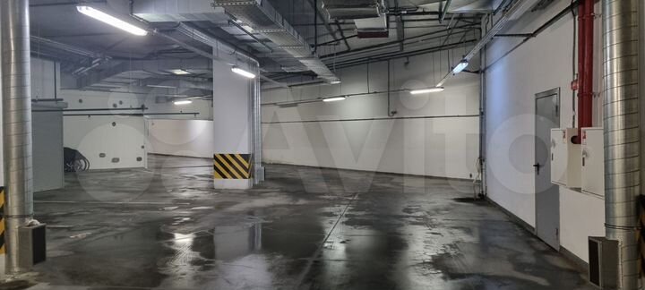 Машиноместо, 14 м²