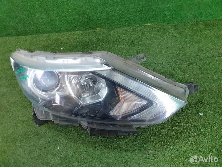 Фара правая Nissan Qashqai J11 (2013-2019) галоген