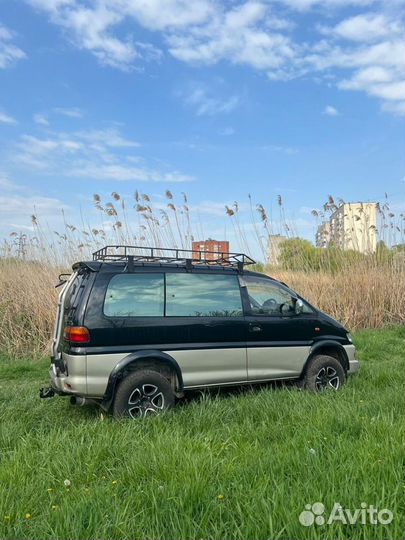 Mitsubishi Delica 2.8 AT, 1997, 300 900 км