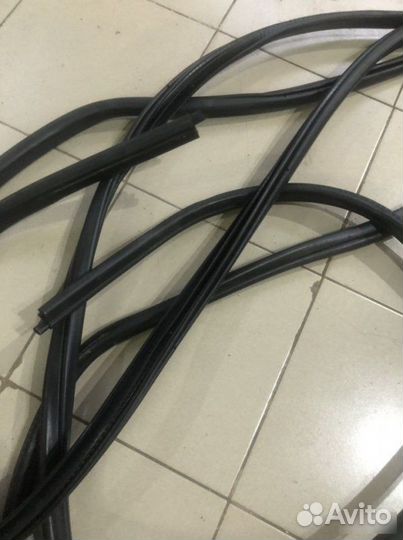 Уплотнители дверей Bmw X1 E84