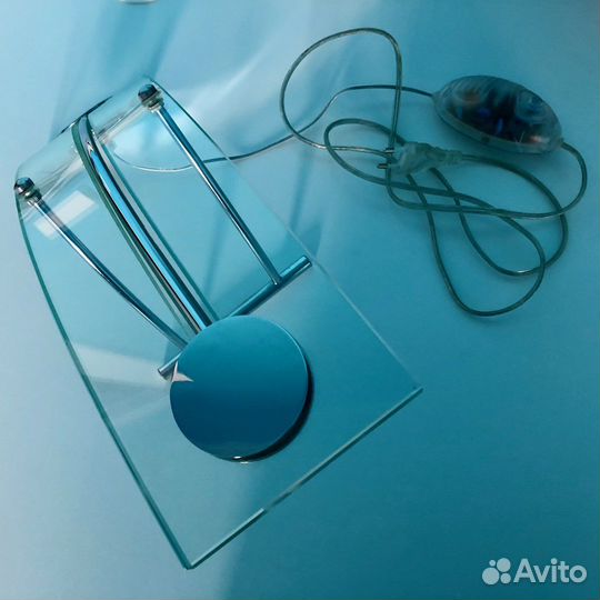 Настольная лампа стеклянная