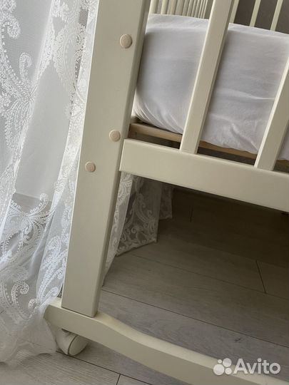 Детская кроватка