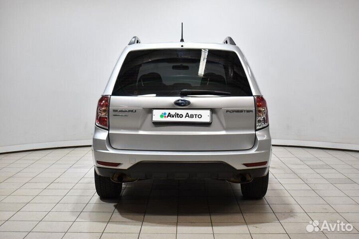 Subaru Forester 2.0 AT, 2011, 186 000 км