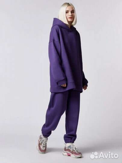 Спортивный костюм женский