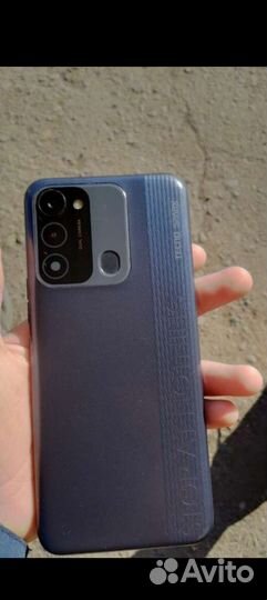 TECNO Spark 8C, 4/64 ГБ