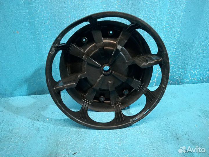 Кронштейн запасного колеса Mercedes-Benz C-Class