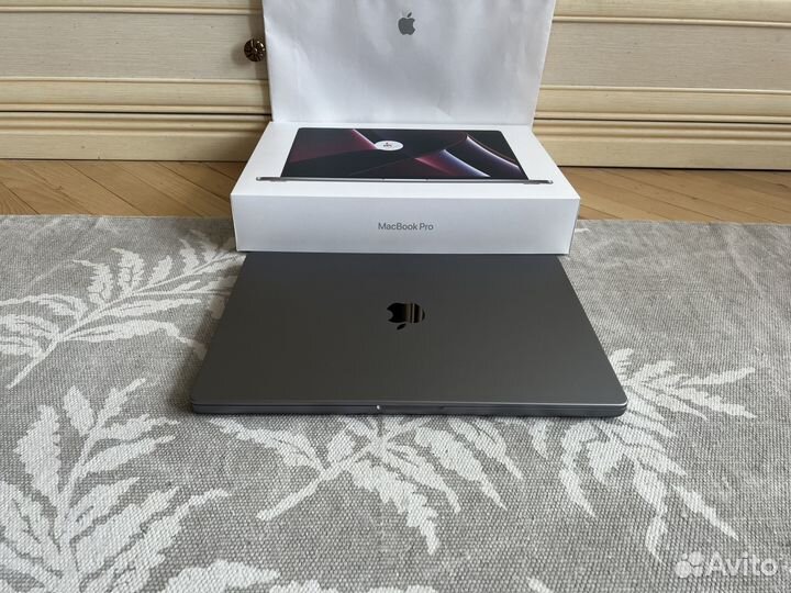 MacBook Pro 16 M2 Max 64Gb 2Tb Новый