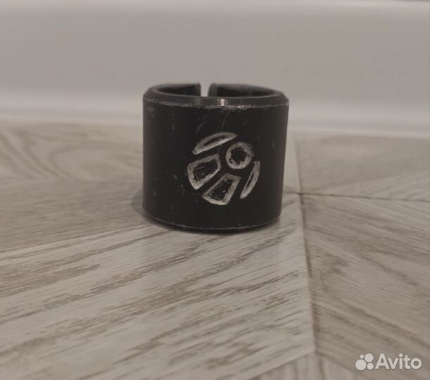 Зажим для трюкового самоката спутник