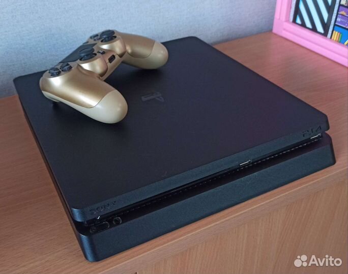 Sony PS4 Slim