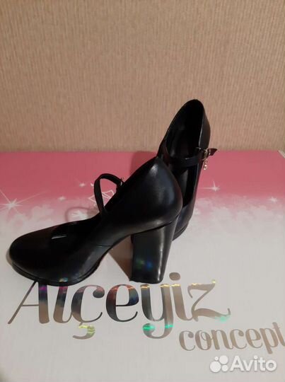 Туфли женские