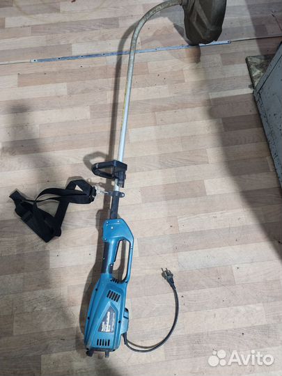 Триммер электрический makita