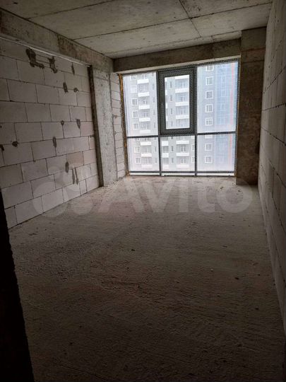 2-к. квартира, 73 м², 8/18 эт.