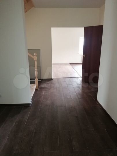 Дом 180 м² на участке 6,7 сот.