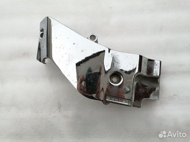 Suzuki Boulevard C50 крышка двигателя левая