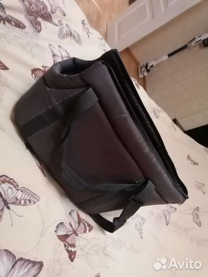 Переноска для кошек и собак