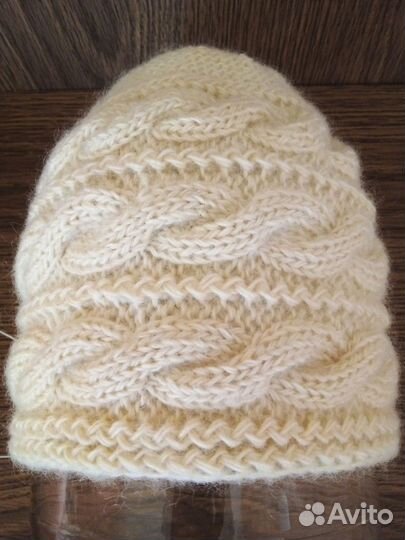 Шапка женская вязаная ручная работа