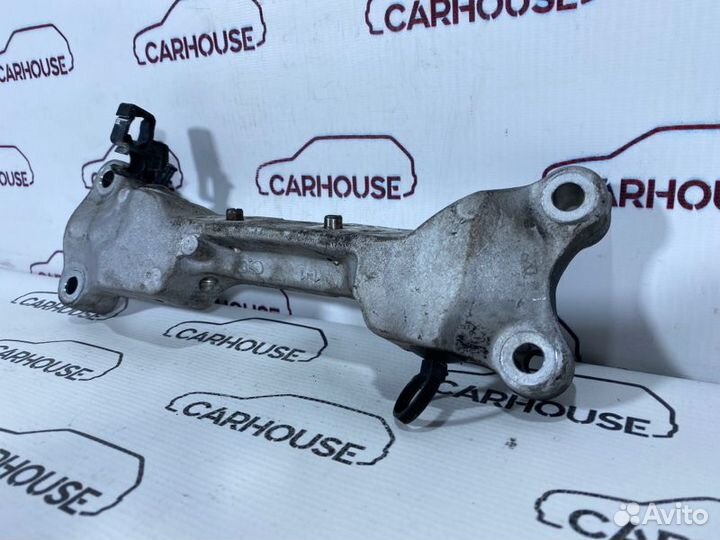 Кронштейн двигателя передний Peugeot 308 euro 4