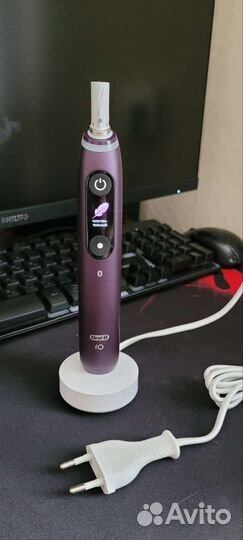 Электрическая зубная щетка Braun oral-B+,насадки