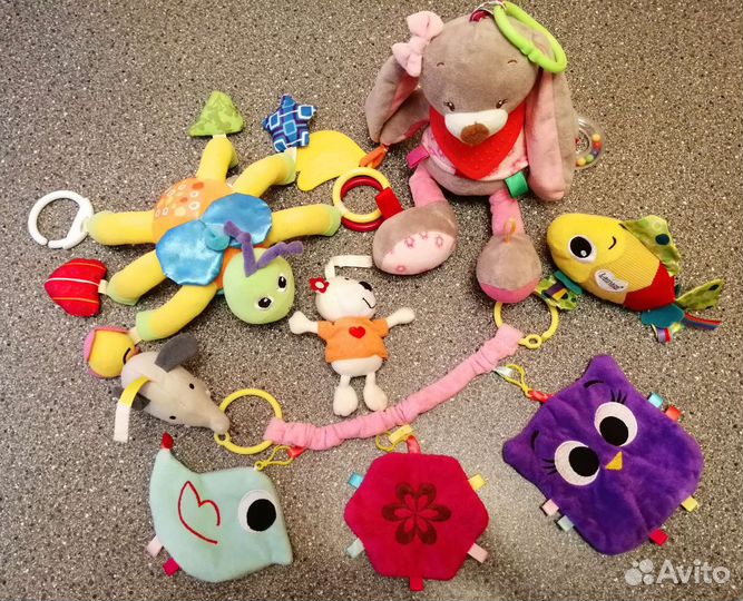 Развивающие игрушки подвески для малыша