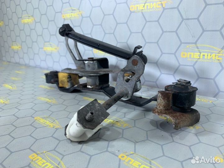 Рычаги кулисы кпп Opel Astra H Z18XER