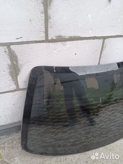 Заднее стекло Nissan Almera N16