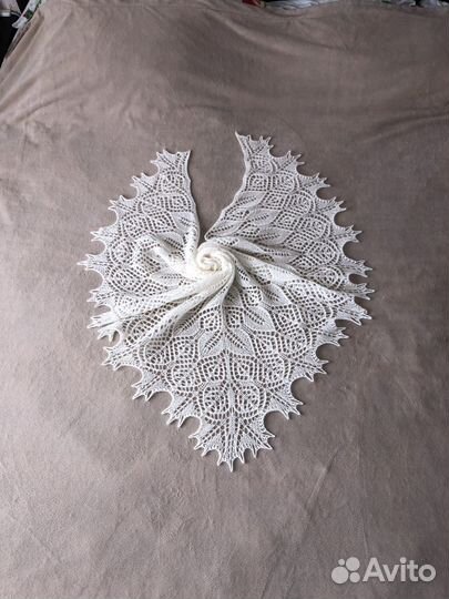 Шаль пуховая ручная работа