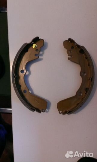 Колодки тормозные барабанные Colt, Lancer, Pagero
