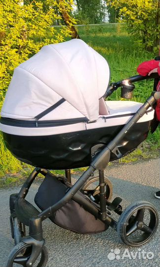 Коляска Adamex Chantal 3 в 1