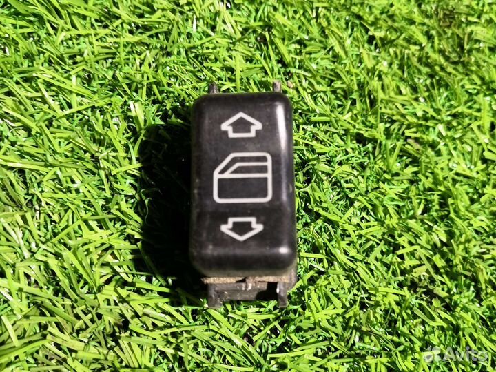 Кнопка стеклоподъемника Mercedes w140