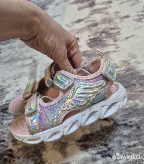 Сандалии для девочки 28 размер