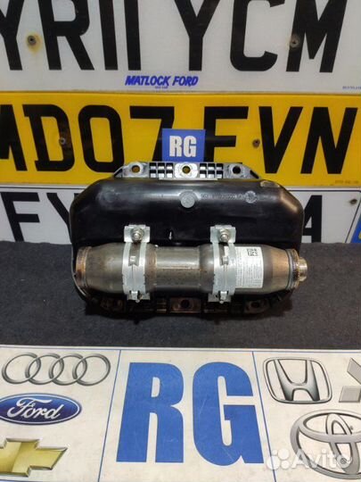 Подушка безопасности в торпедо Opel Astra J