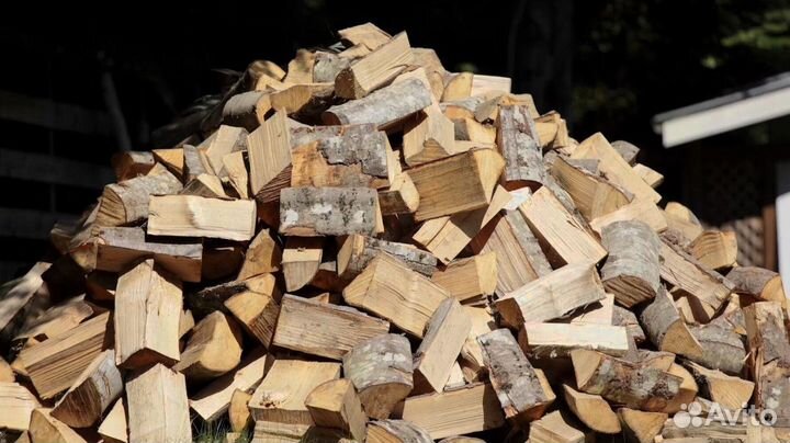 Дрова рядом