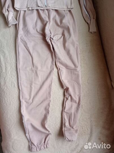 Спортивный костюм новый