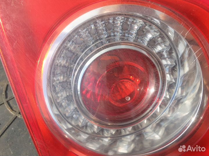 Фонарь задний левый внутренний VW Jetta 5 Джетта