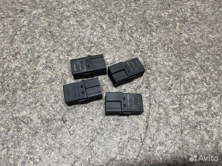 Реле mitsubishi carisma 1995-2004