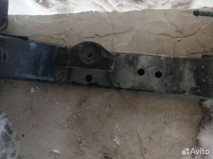 Подрамник nissan almera G 15