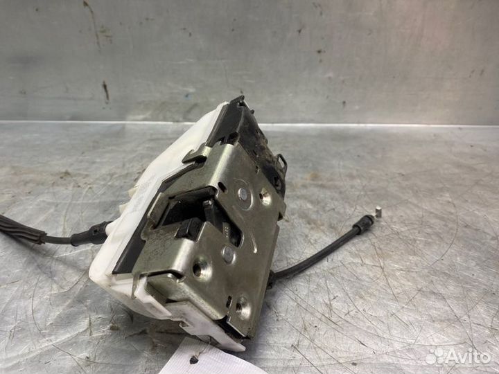 Замок двери передней правой Renault Laguna Ii