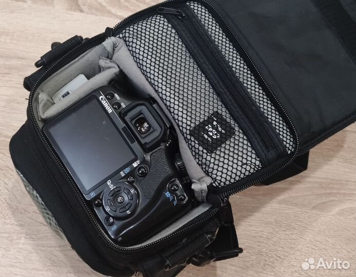 Canon EOS 450D Зеркальный фотоаппарат