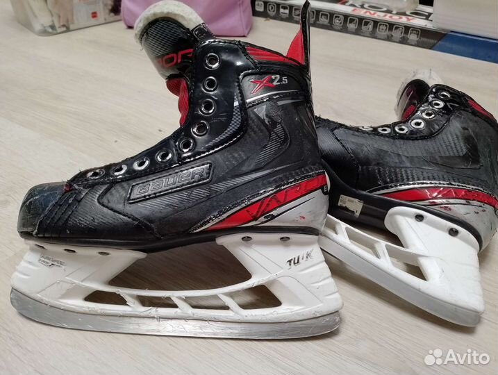 Хоккейные коньки bauer vapor